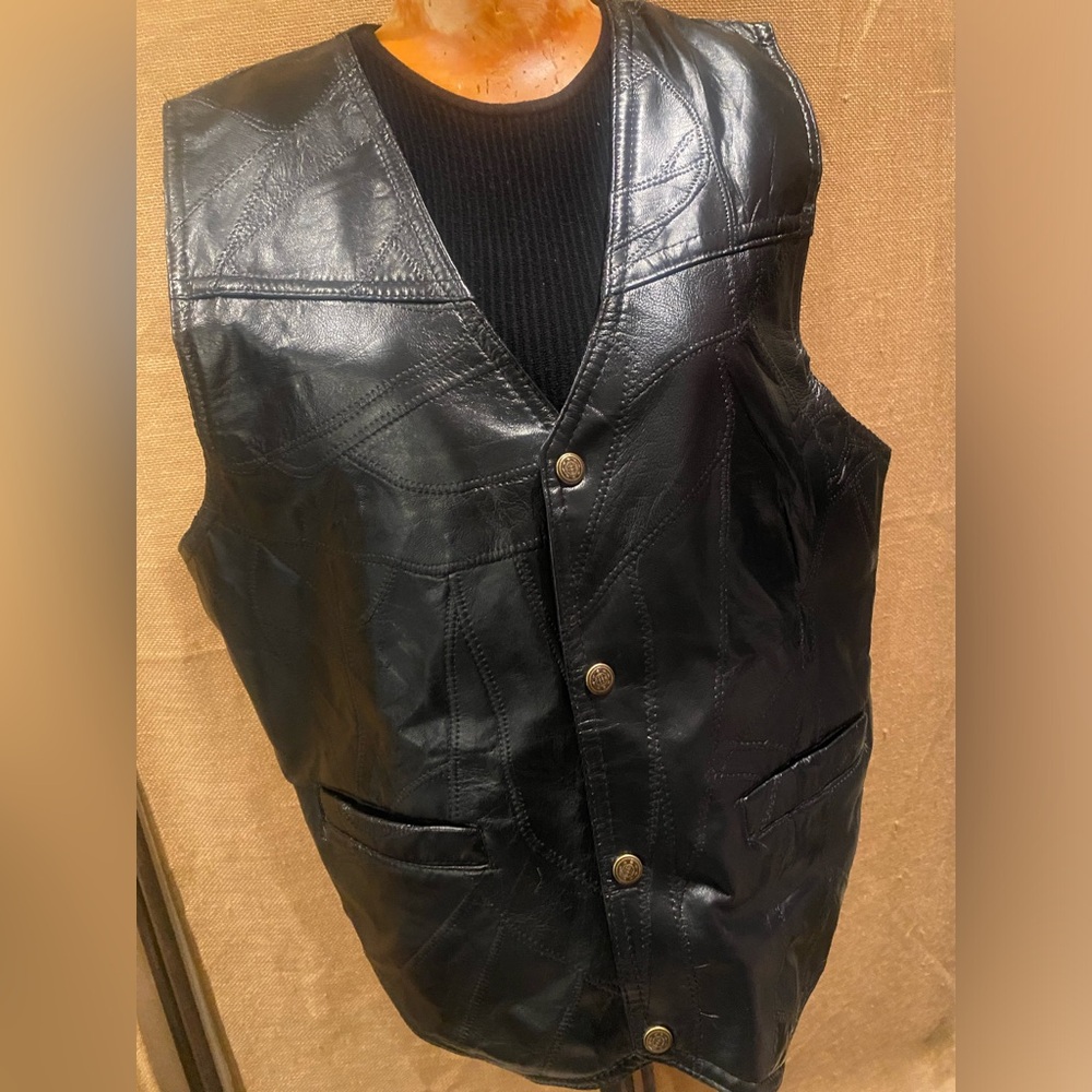 American unique 100% leather size large vest